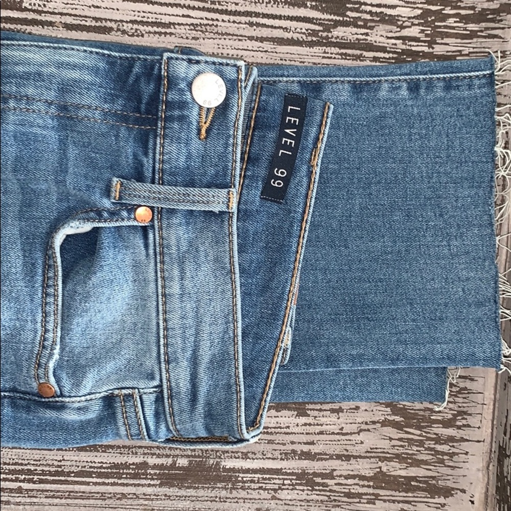 Level 99 Cropped Flare Jeans